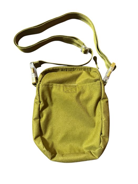 Nike TCH FLC Bag Чантичка