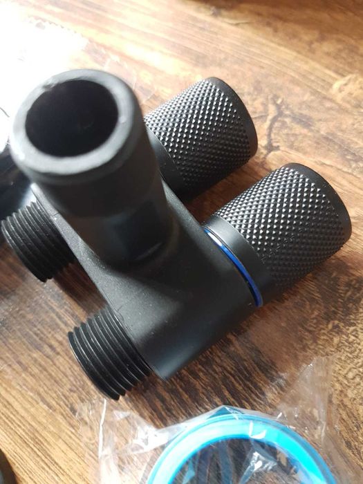 Duș sau bideu pentru toaletă, control dublu robinet