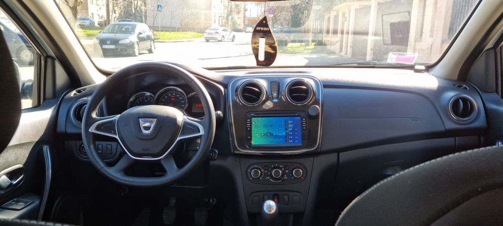 Dacia Sandero 2 1.0 Sce