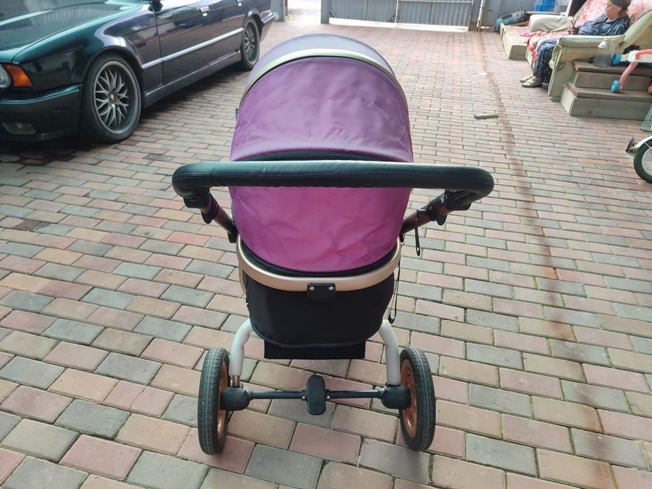 Продам детскую коляску