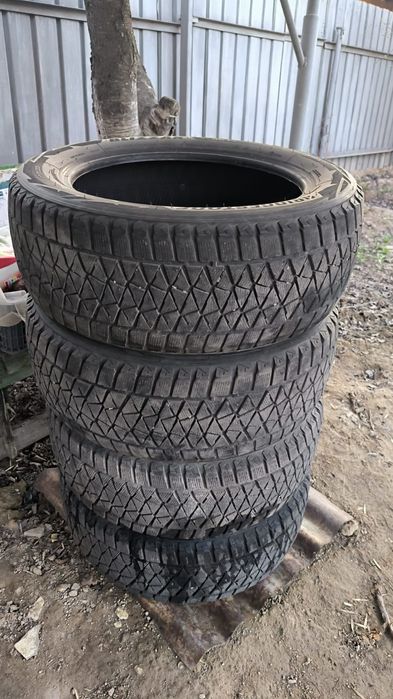 Продам шины срочно