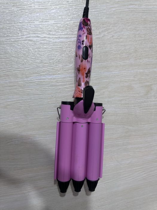 Плойка тройная крупные волны