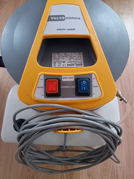 Aspirator injecție-extracție cu apă