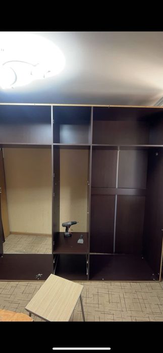 Прочная сборка разборка мебели