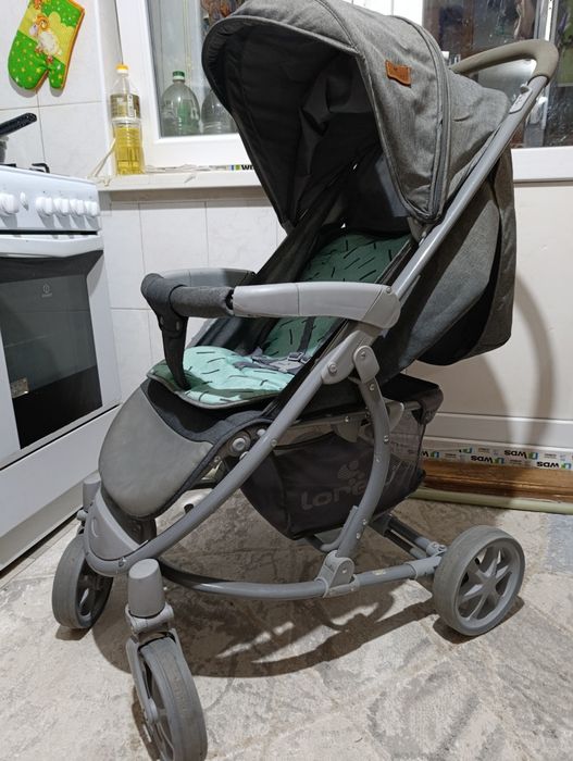 Коляска универсальная для мальчика и девочки