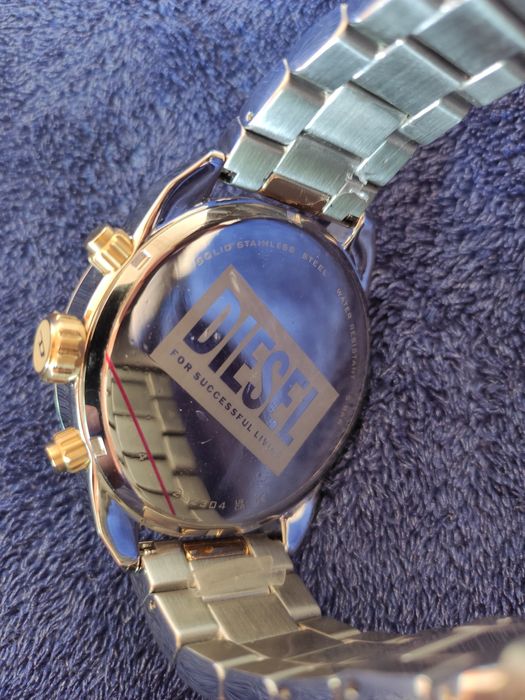 Часы Diesel DZ4629 состояние отличное