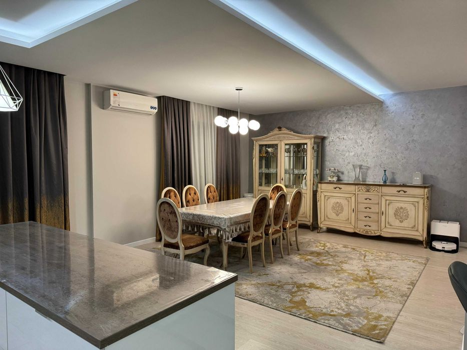 Продам 4-х комн квартиру