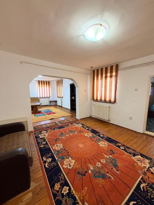 Casa de închiriat