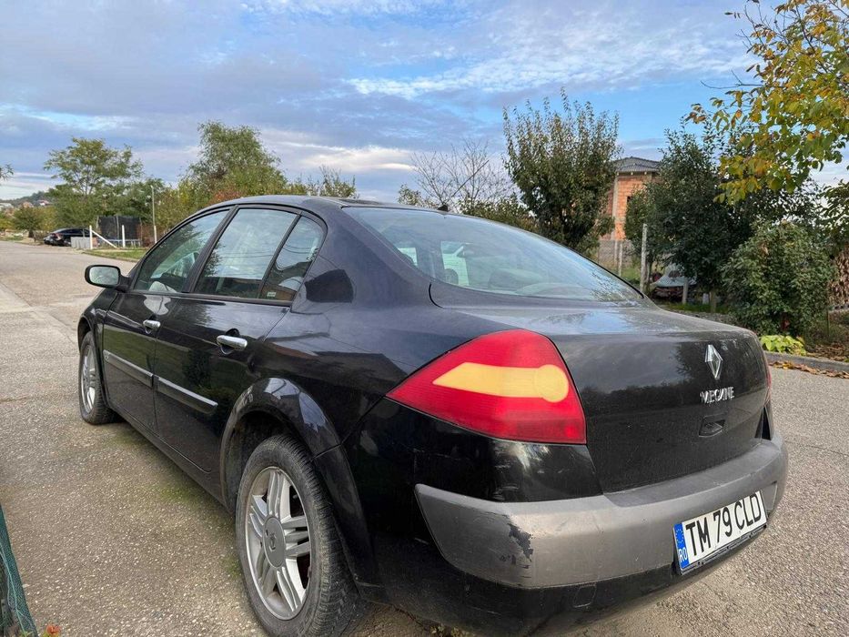 Renault Megane II 1.6 Benzină – 2006 – pentru piese / reparație / Rabla