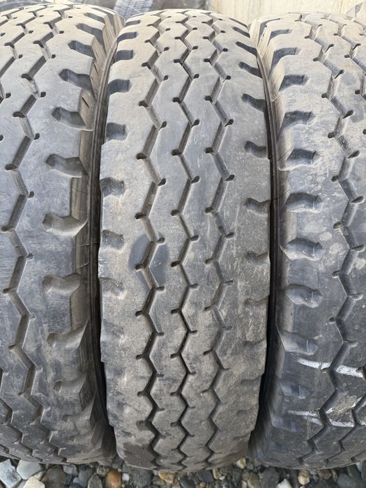 Anvelope 10R22.5 Michelin