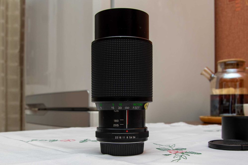 Vivitar 75-205 f/3.8