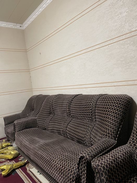 Mebel shkaf,divan sotiladi