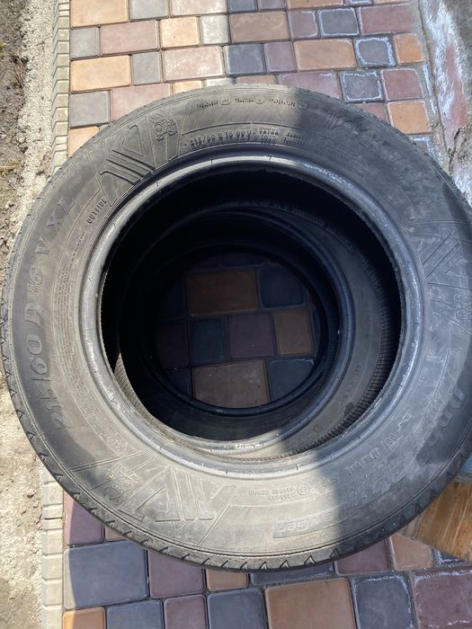 Летняя резина 215/60 r16