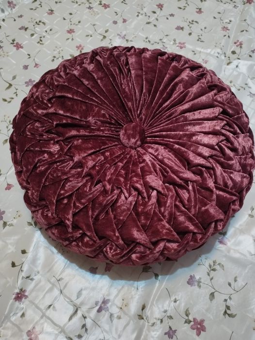 Продам пуф подушка 5000т