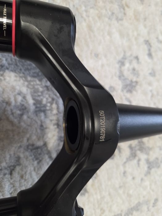Furca rockshox zeb select debonair+ 170, roata de 29