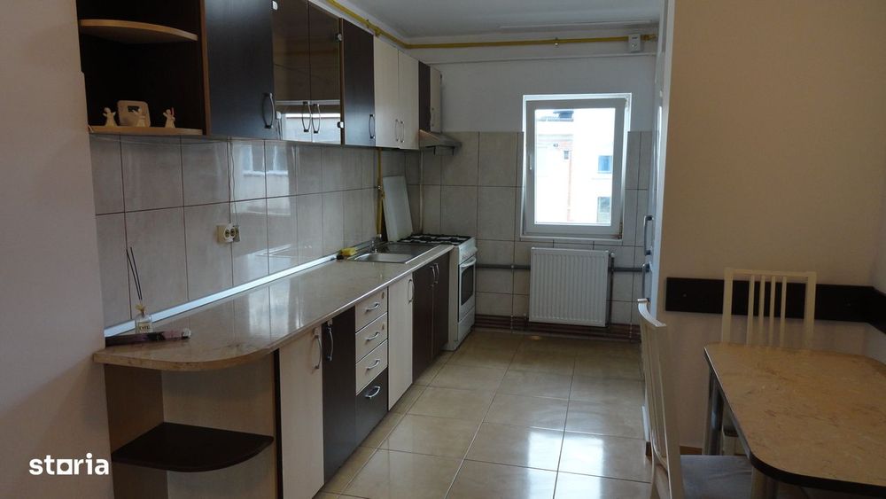 Apartament cu 2 camere decomandate strada Muncitorilor