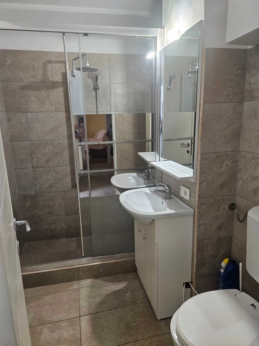 Inchiriez apartament 2 camere