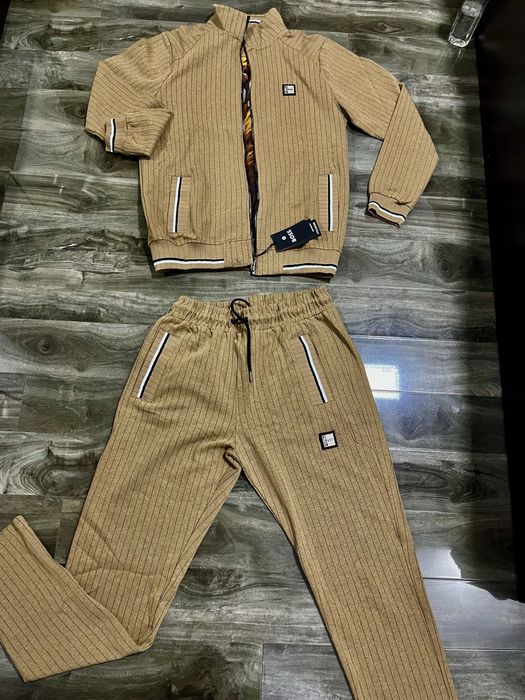 Trening Bărbați  Măsuri disponibile S/M/L/XL/XXL