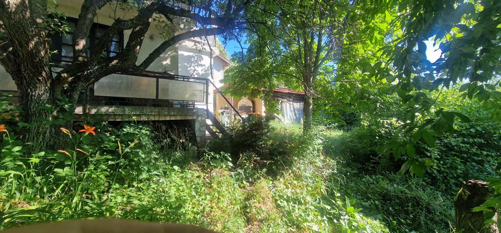 Къща  в Панчарево в.з Градище местност Кривото торище