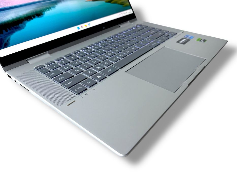HP Envy x360 15.6" OLED i7-1355U 16GB DDR5 RAM 1TB SSD RTX 3050