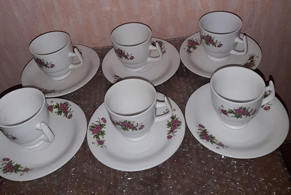 Продам чайный сервиз хорошее качество