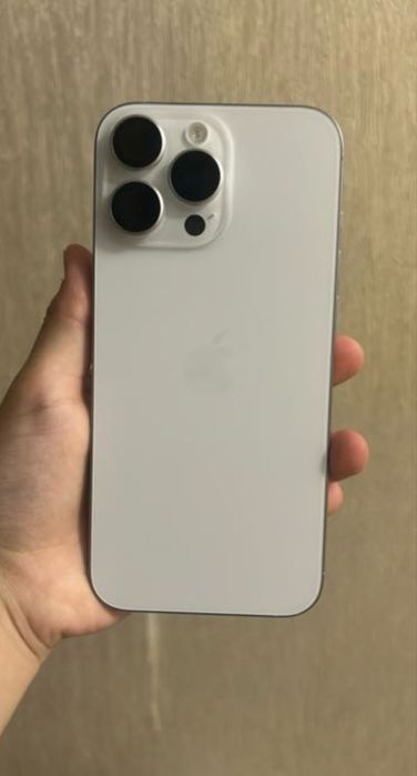 Apple iPhone 16 Pro Max 256Gb Dual eSim белый