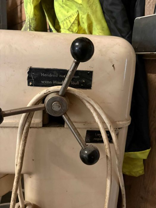 Mașină de frământat aluat industrială – funcțională