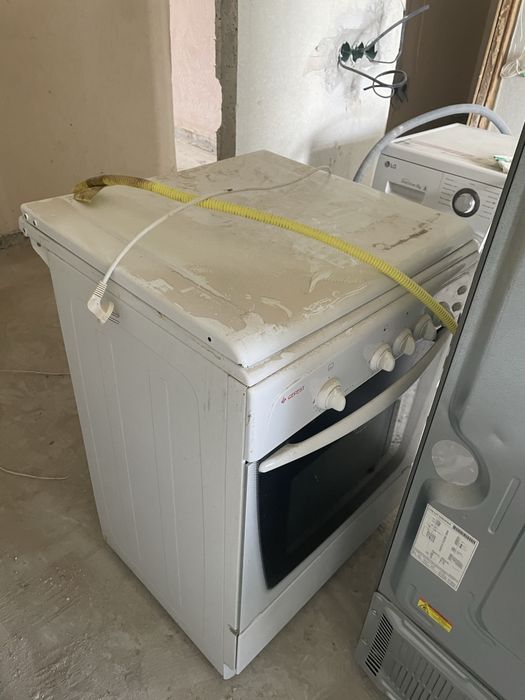 Продам газовый плиту