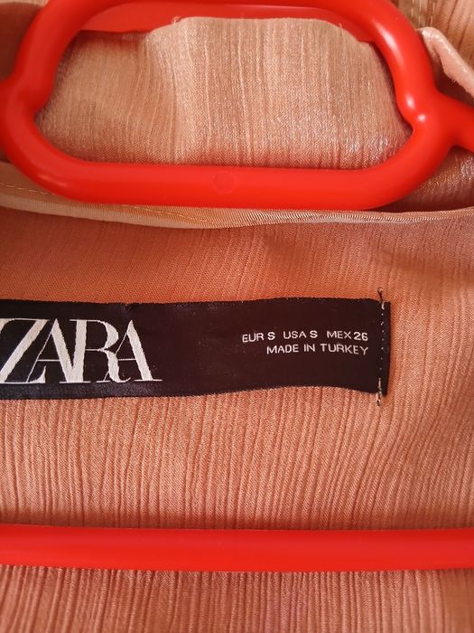 Bluza Zara impecabila