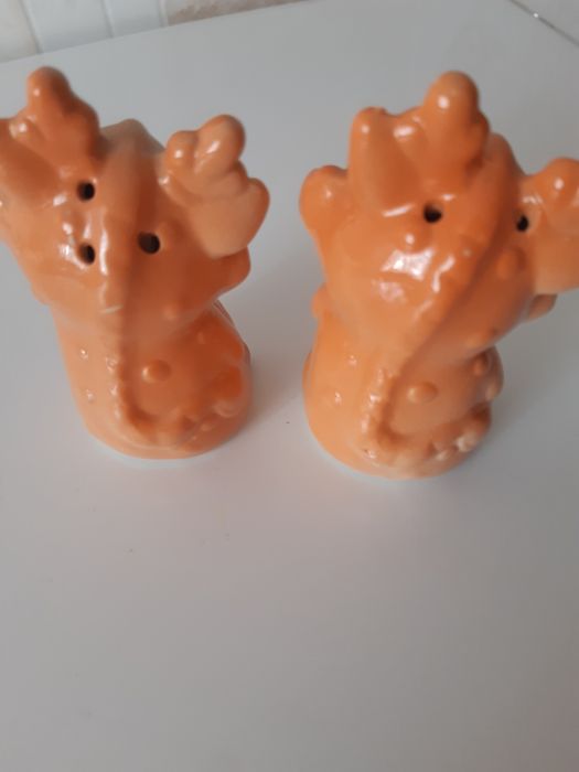 Продам наборы по 2 шт.