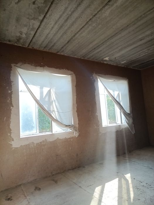 Уй сотилади 8 сотих