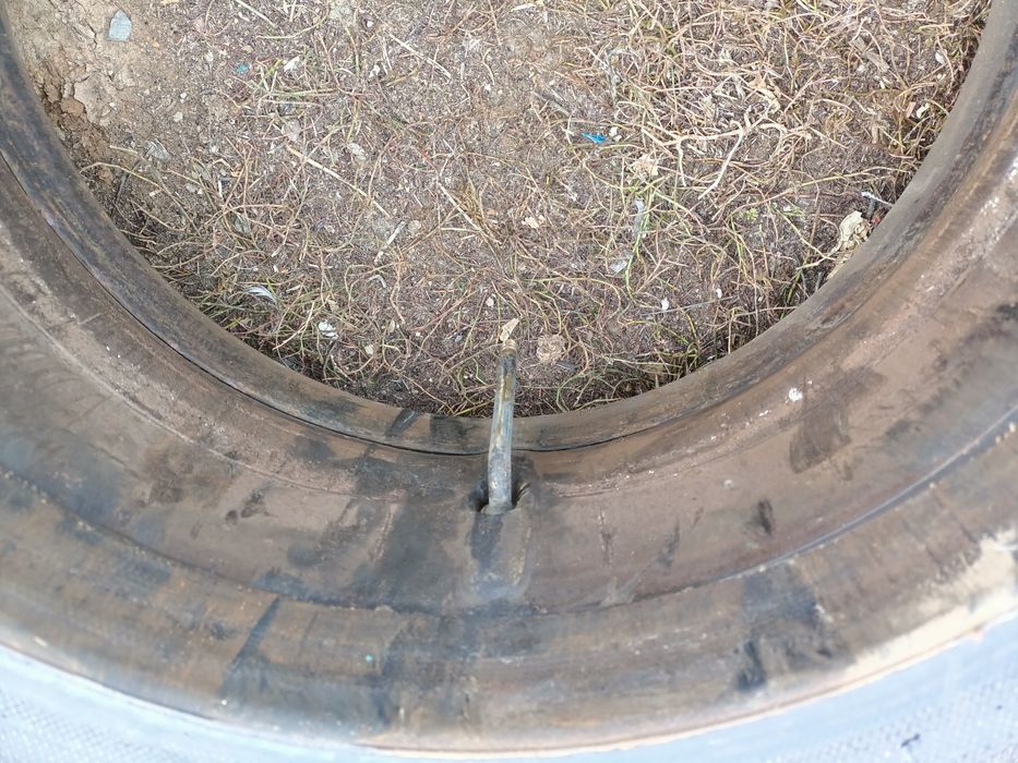 Продам резину на погрузчик