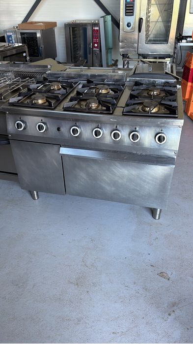 Masina de gatit / aragaz cu 6 ochiuri linia 700 si cuptor gaz