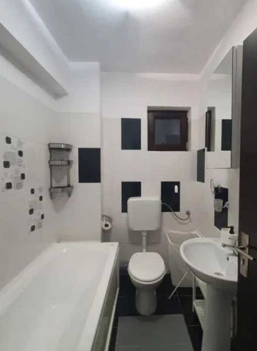 Дава се под наем Двустаен апартамент в Пловдив, Тракия - 58 кв.м за 255 € - Снимка #1