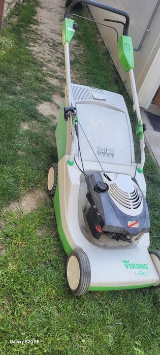 Masina de tuns iarba Viking 505