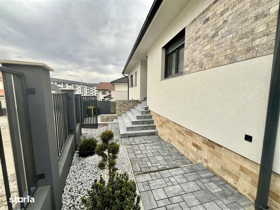 Casa individuala, 200 mp utili, teren 490 mp, curte mare - Selimbar