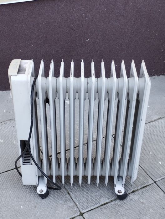 Маслен радиатор 50 лв