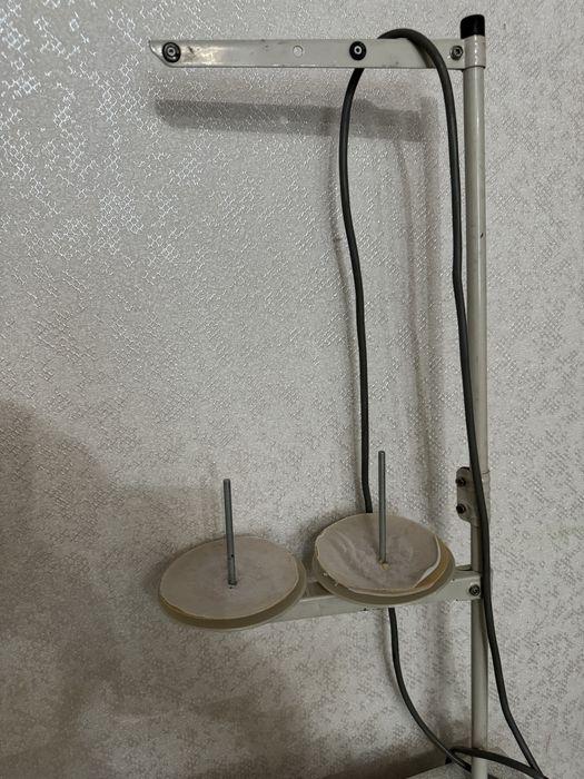 Продам швейную машинку