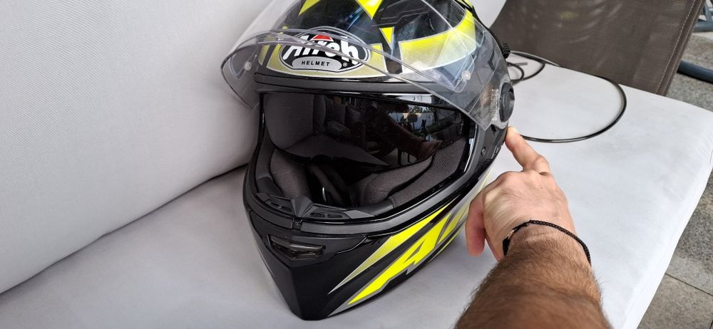 Vand casca moto airoh