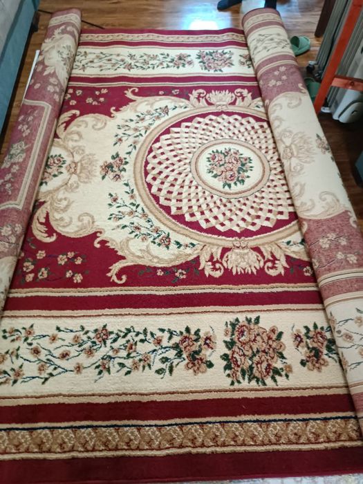 Продается срочно ковер