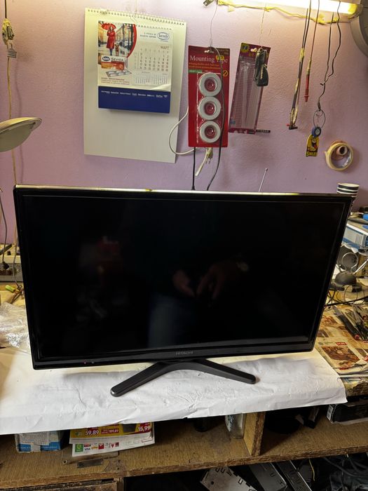 Телевизор Hitachi LED LCD 24