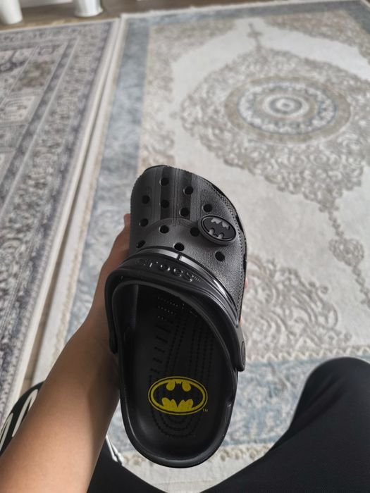 кроксы бэтмэн детские