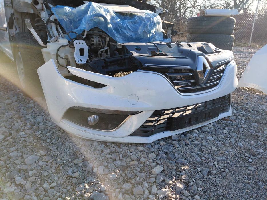 Оборудвана броня за Renault Megane 2017god