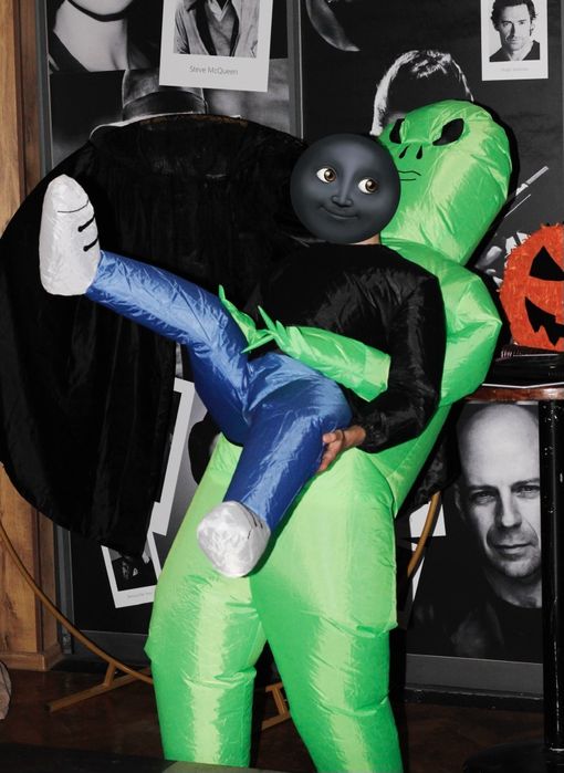 Надуваем костюм „Извънземно отвличане“ – почти нов!