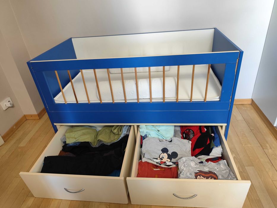 Продавам бебешко/ детско легло с матрак Яташ Yatas