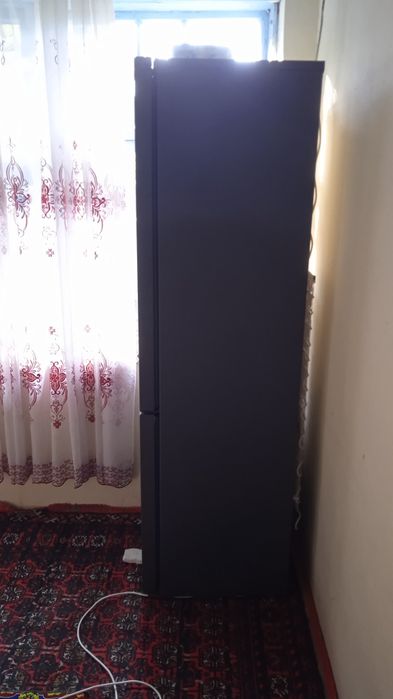 Холодильник Бирюса воздух