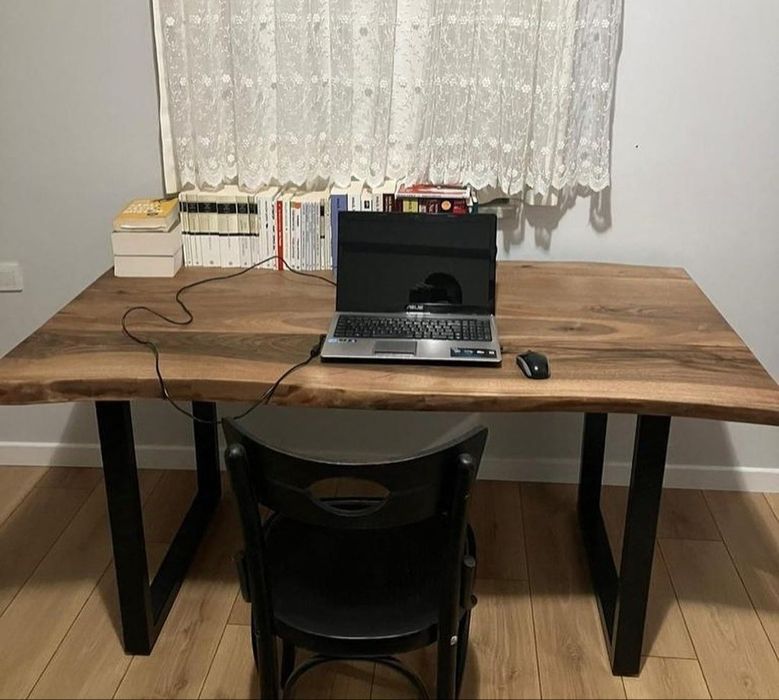 Бюро от масив и желязо