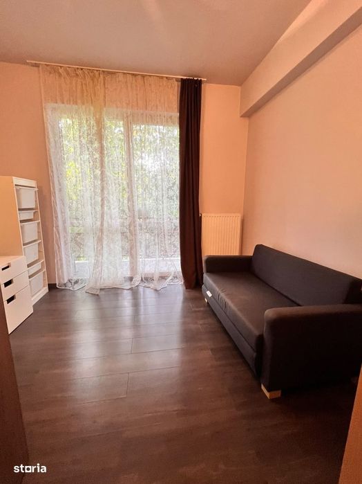 De vânzare apartament 3 camere Bună Ziua.