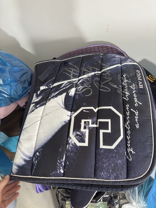 De vanzare șei,valtrape,zabaluțe,cravase,paturi etc.