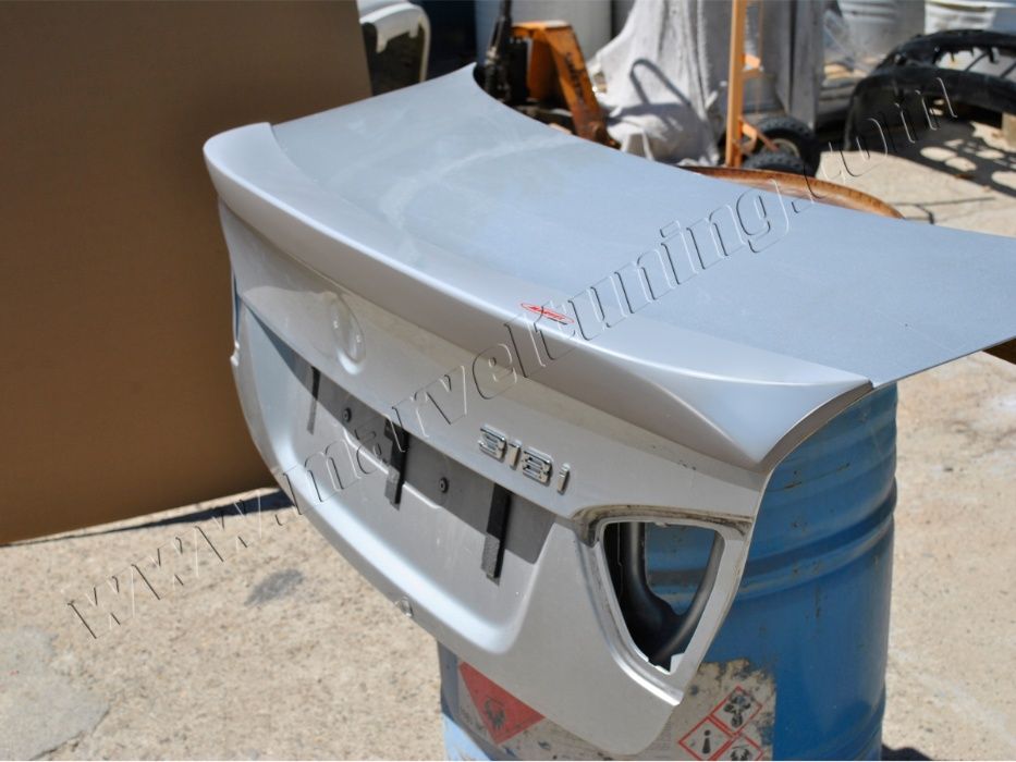 Спойлер заден капак за BMW E90 ЛИМУЗИНА №020801